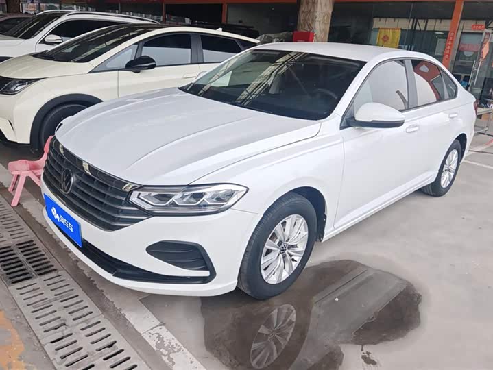 Фото 1 - Volkswagen Lavida