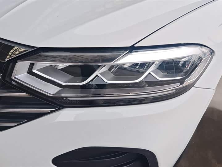 Фото 5 - Volkswagen Lavida