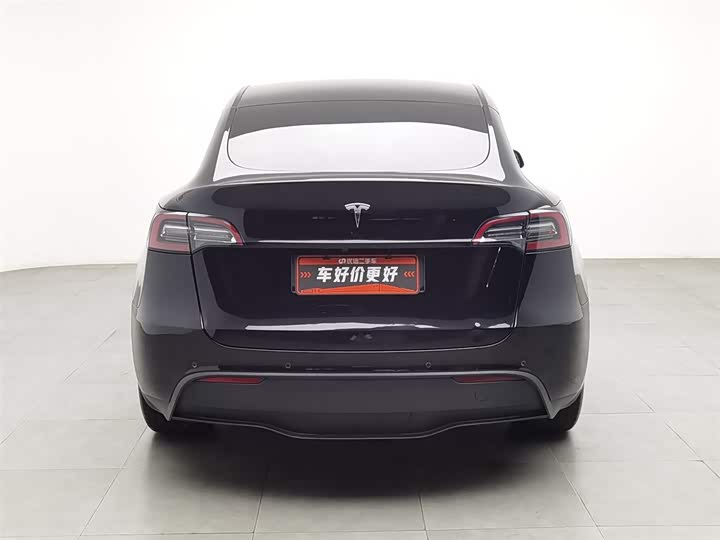 Фото 4 - Tesla Model Y
