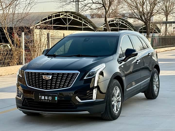 Фото 1 - Cadillac XT5