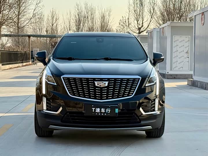 Фото 2 - Cadillac XT5