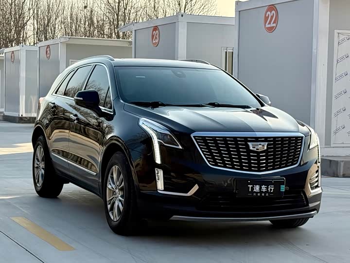 Фото 3 - Cadillac XT5