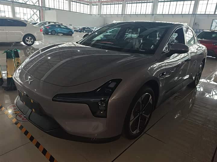 Фото 2 - XPeng Mona M03