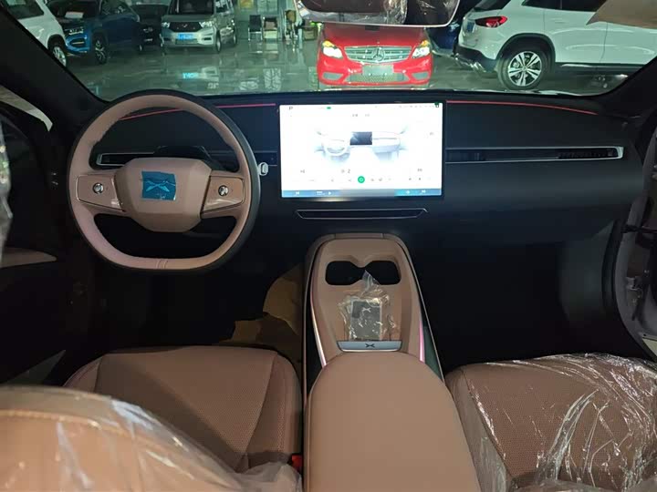 Фото 9 - XPeng Mona M03