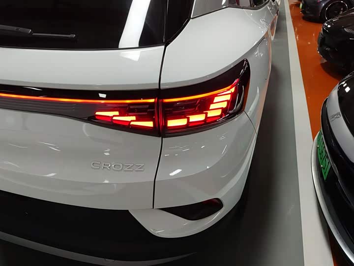 Фото 8 - Volkswagen ID.4 Crozz