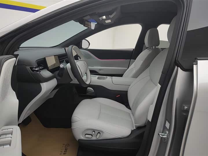 Фото 9 - XPeng G6