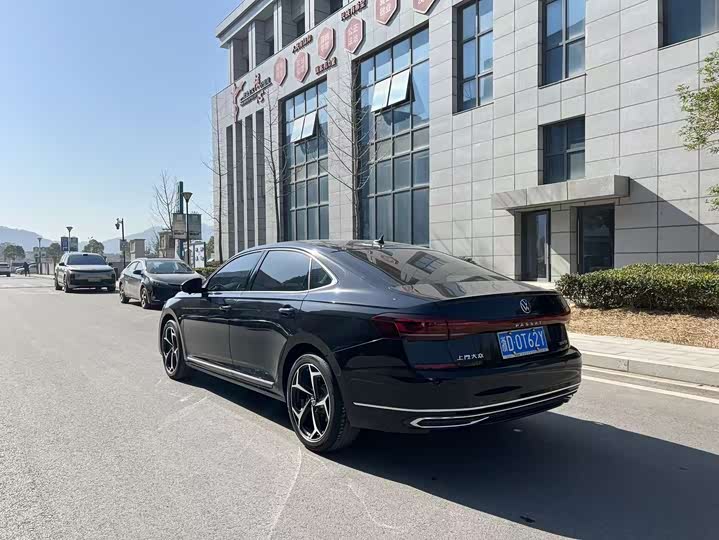 Фото 5 - Volkswagen Passat