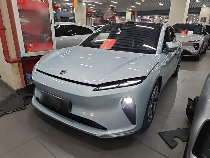 Фото 2 - Nio ET5