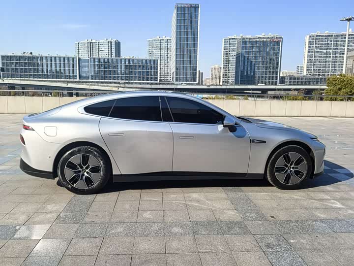 Фото 4 - XPeng P7