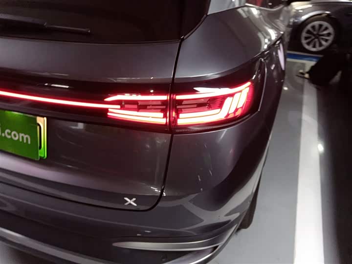 Фото 8 - Volkswagen ID.4 X