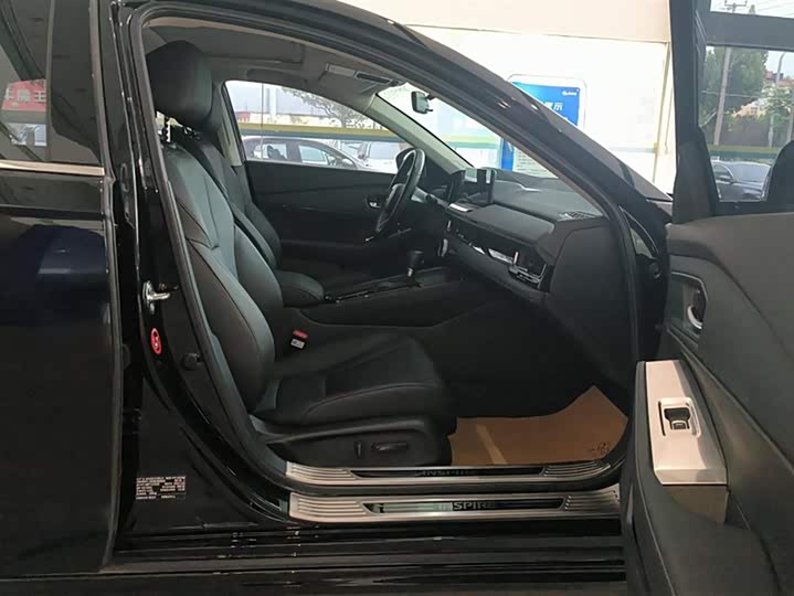 Фото 8 - Honda Inspire