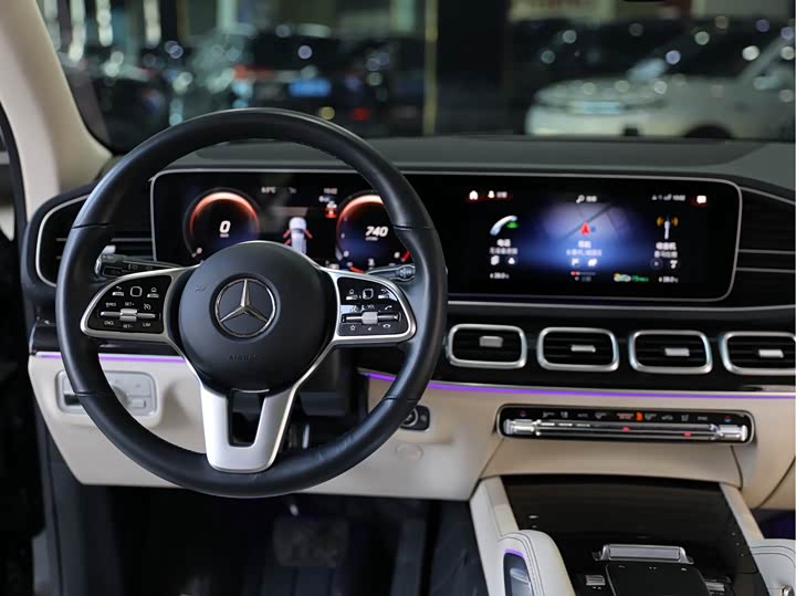Фото 9 - Mercedes-Benz GLE-Class