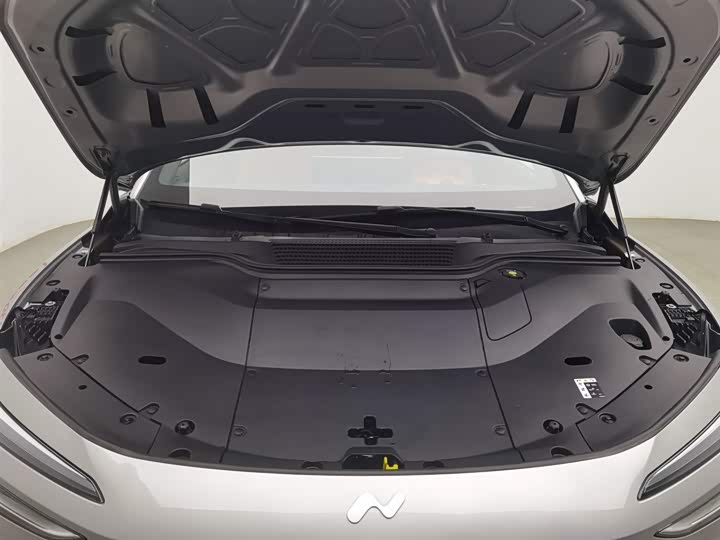 Фото 6 - Nio Onvo L60