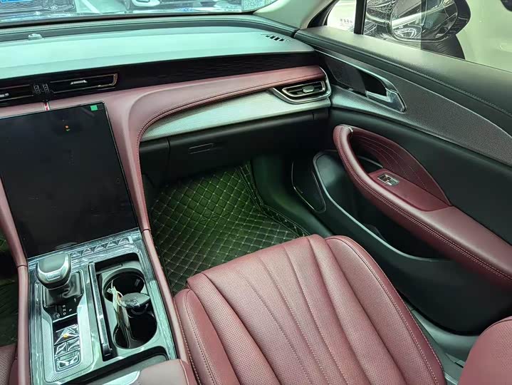 Фото 6 - Hongqi H5