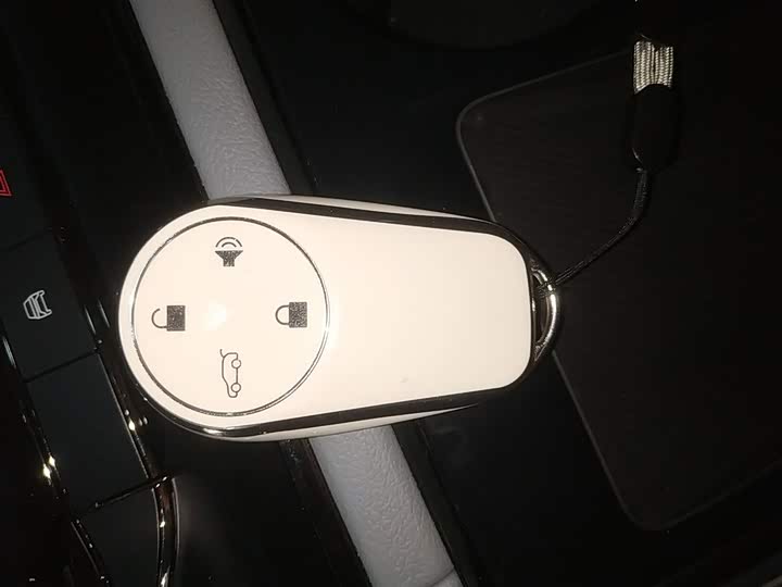 Фото 9 - Nio ES8