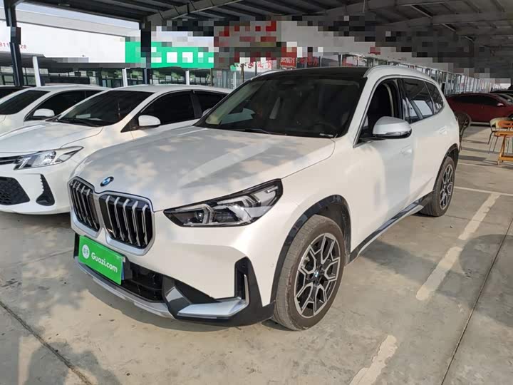 Фото 2 - BMW X1
