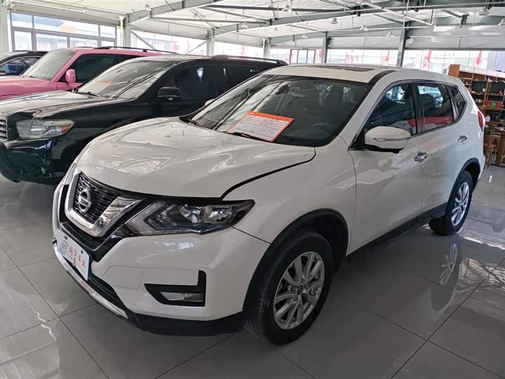 Фото 1 - Nissan X-Trail