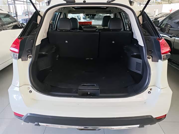 Фото 4 - Nissan X-Trail