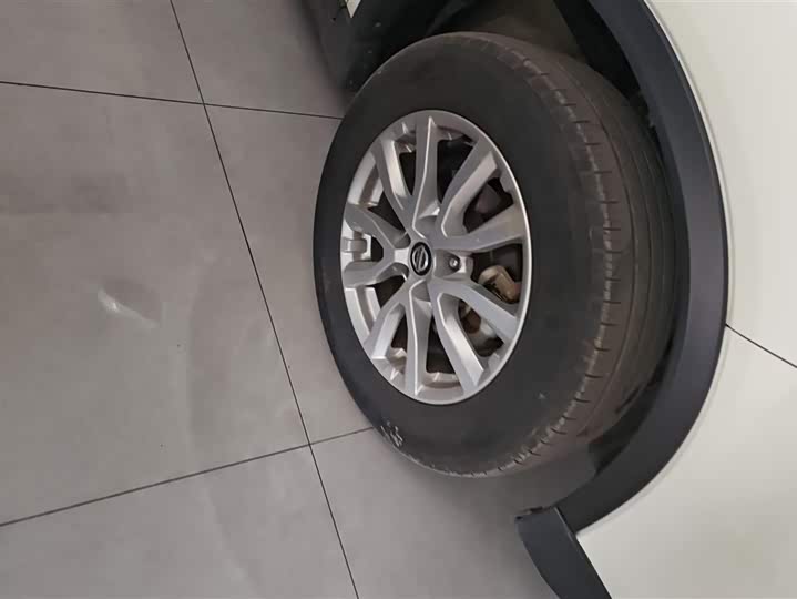 Фото 6 - Nissan X-Trail