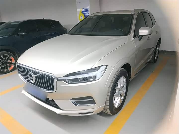Фото 2 - Volvo XC60