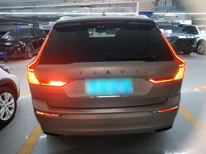 Фото 6 - Volvo XC60