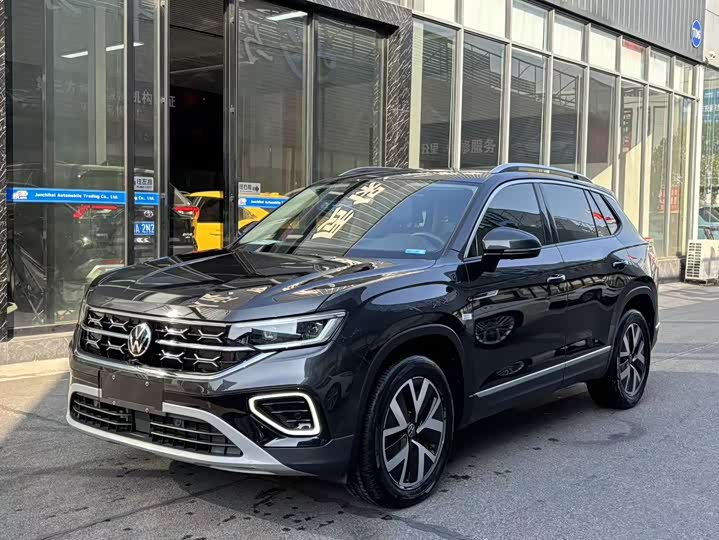 Фото 1 - Volkswagen Tayron