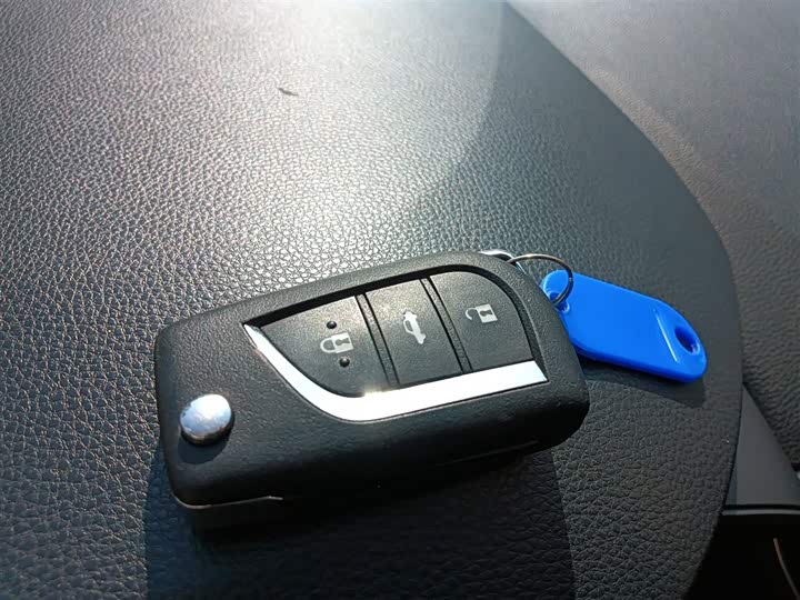 Фото 9 - Toyota Levin