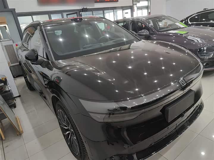 Фото 4 - Zeekr 7X