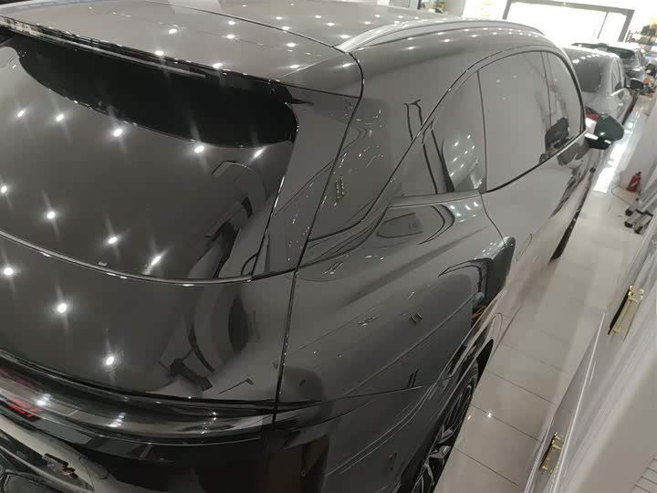 Фото 7 - Zeekr 7X