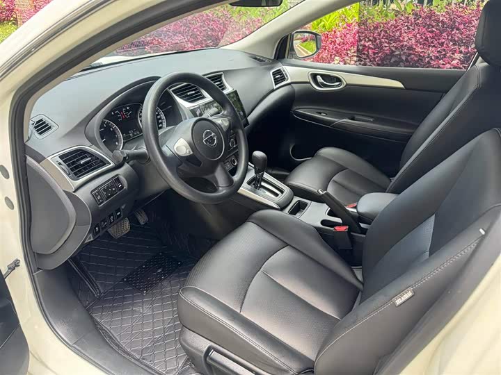 Фото 4 - Nissan Sylphy