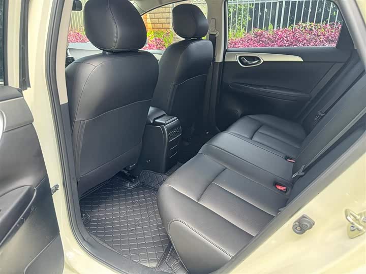 Фото 6 - Nissan Sylphy