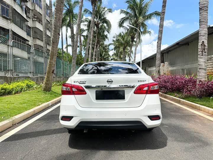 Фото 8 - Nissan Sylphy