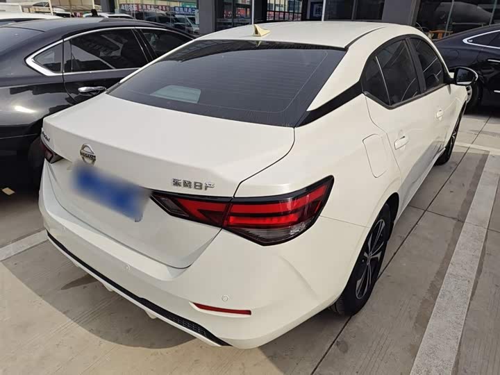 Фото 7 - Nissan Sylphy