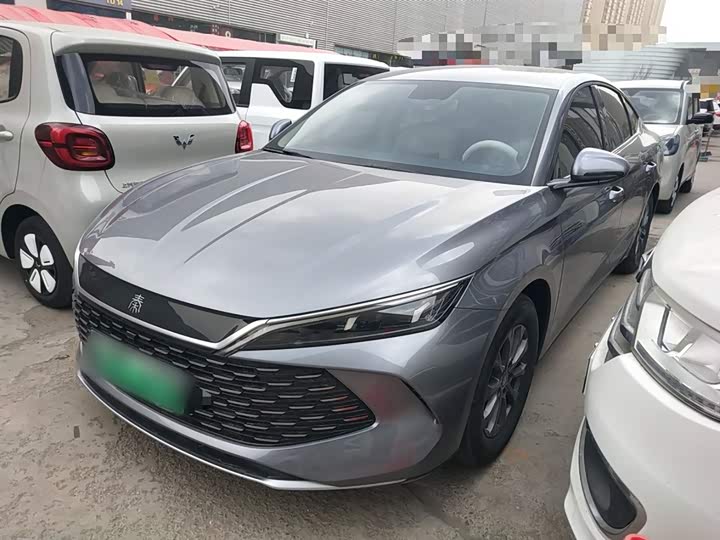 Фото 1 - BYD Qin L