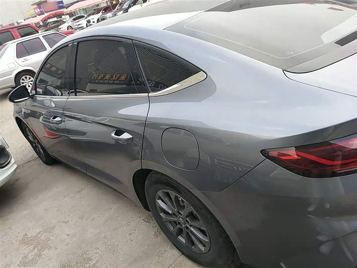 Фото 5 - BYD Qin L