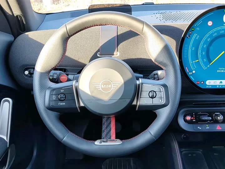 Фото 9 - Mini Aceman JCW