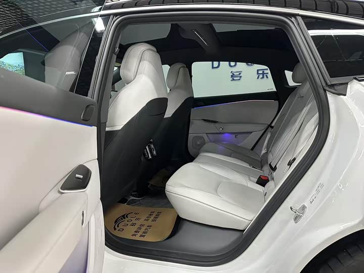 Фото 6 - BAIC Arcfox Alpha S5