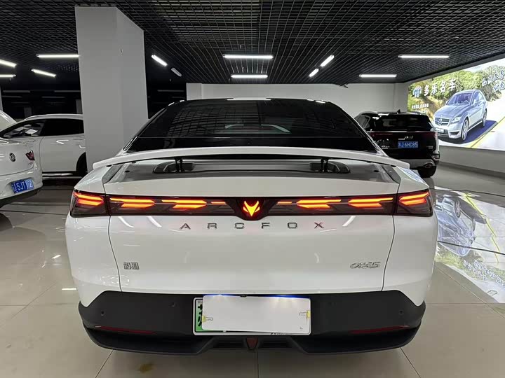 Фото 7 - BAIC Arcfox Alpha S5