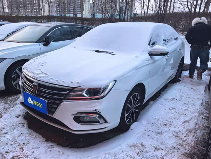 Фото 1 - Roewe i5