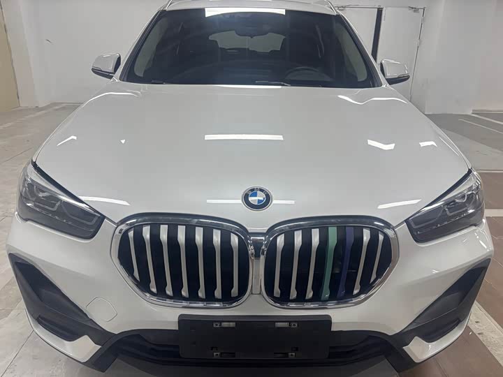 Фото 2 - BMW X1