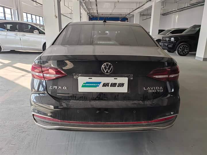 Фото 5 - Volkswagen Lavida