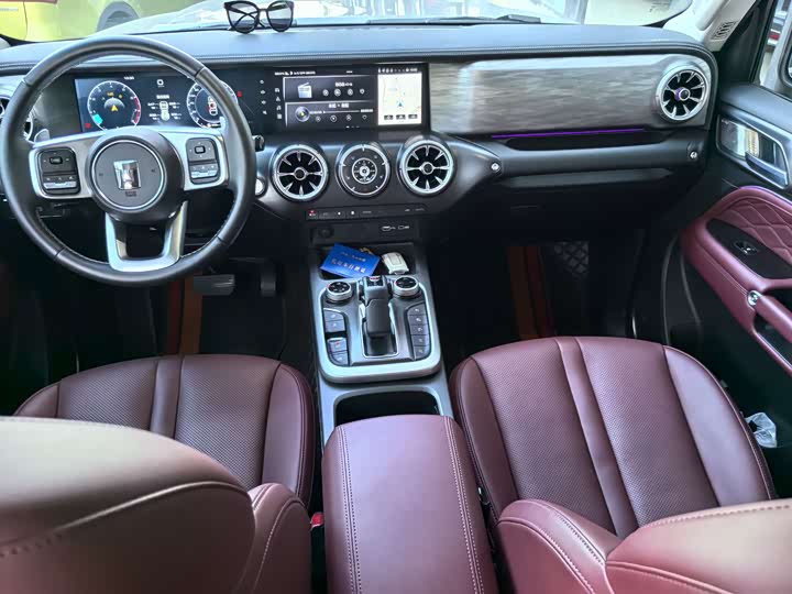 Фото 9 - Tank 300