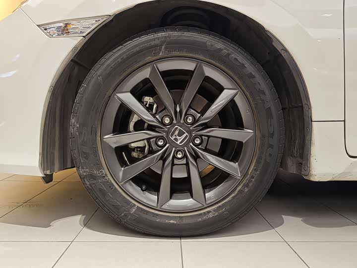 Фото 5 - Honda Civic