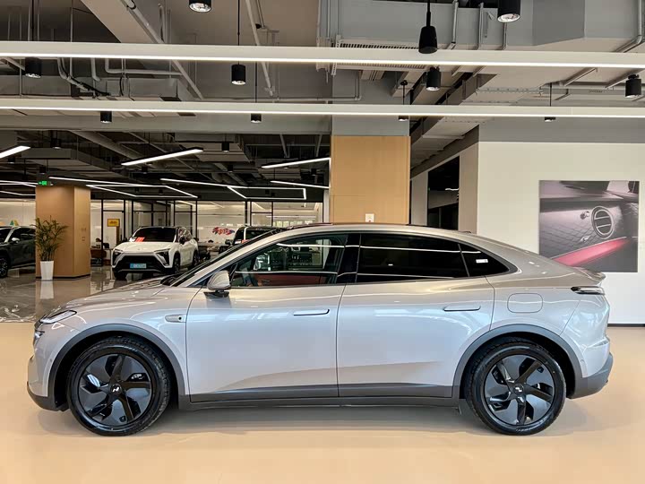 Фото 4 - Nio Onvo L60