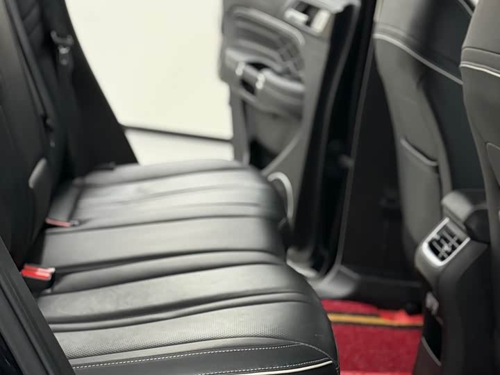 Фото 7 - Tank 300