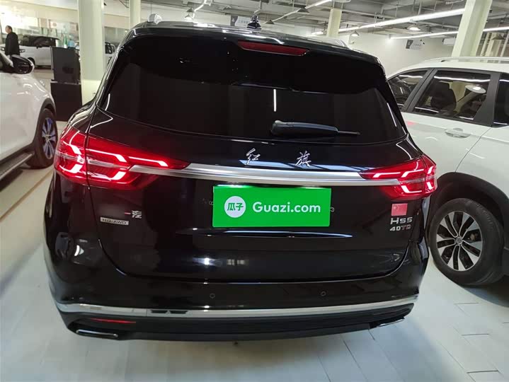 Фото 6 - Hongqi HS5