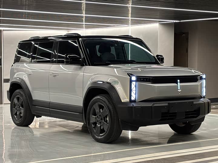 Фото 4 - Chery iCar 03