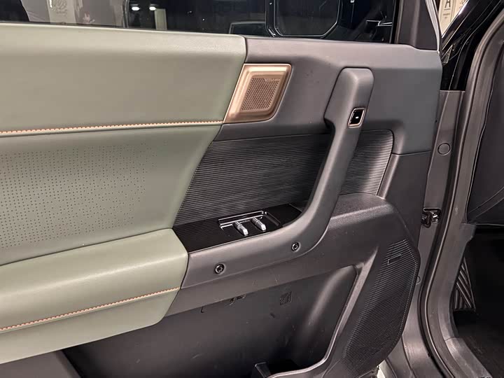 Фото 7 - Chery iCar 03