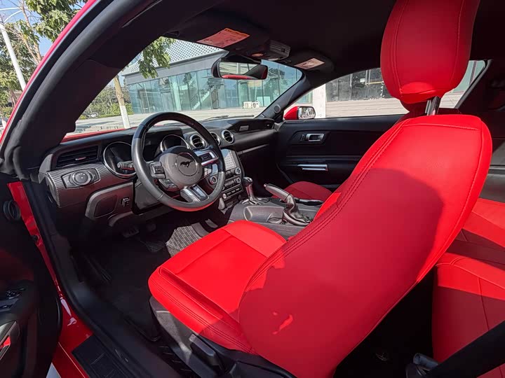 Фото 7 - Ford Mustang