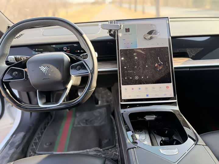 Фото 9 - Hozon S